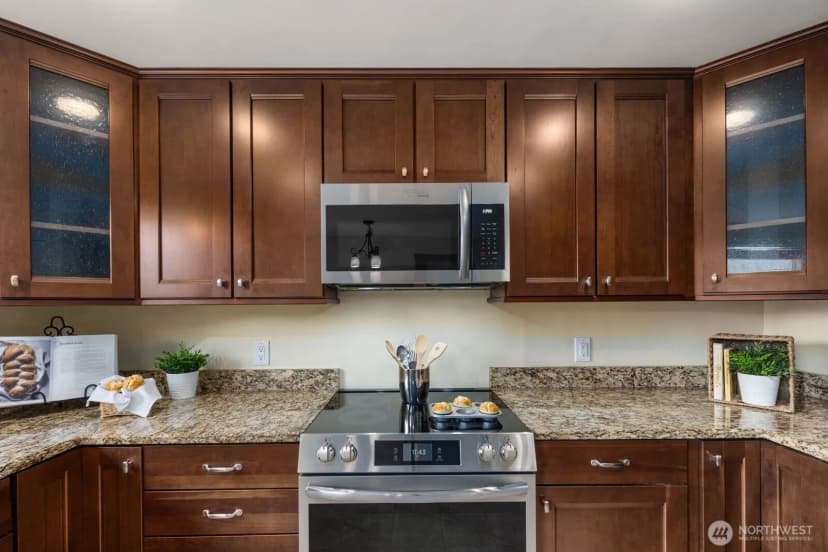 Property photo for 23130 83rd Avenue W, Edmonds photo 11