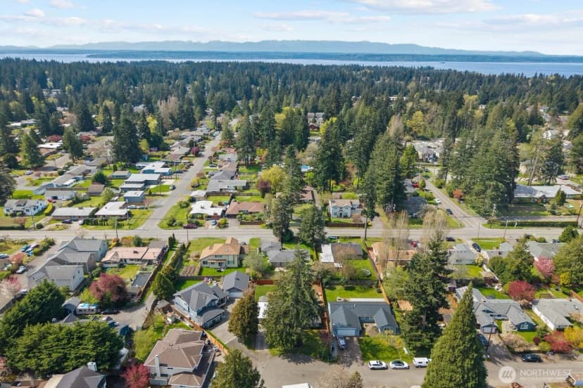 Property photo for 23130 83rd Avenue W, Edmonds photo 37