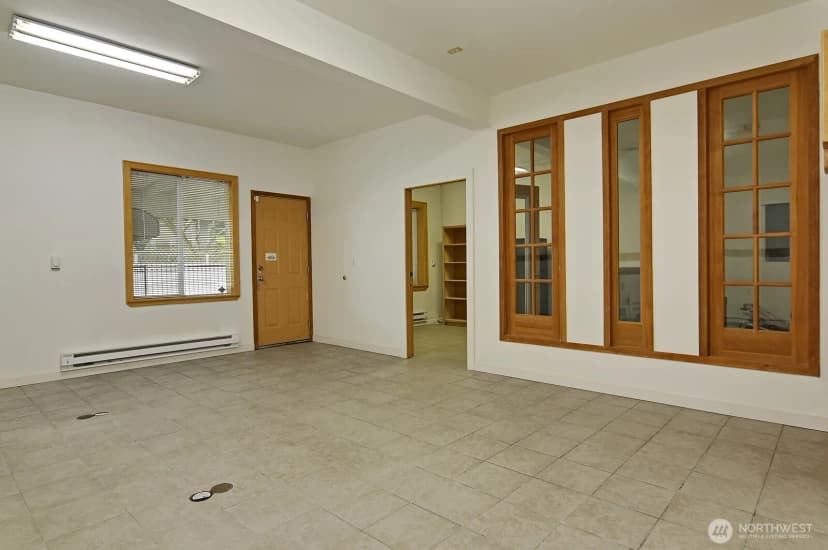 Property photo for 3015 Beacon Avenue S, Seattle photo 9
