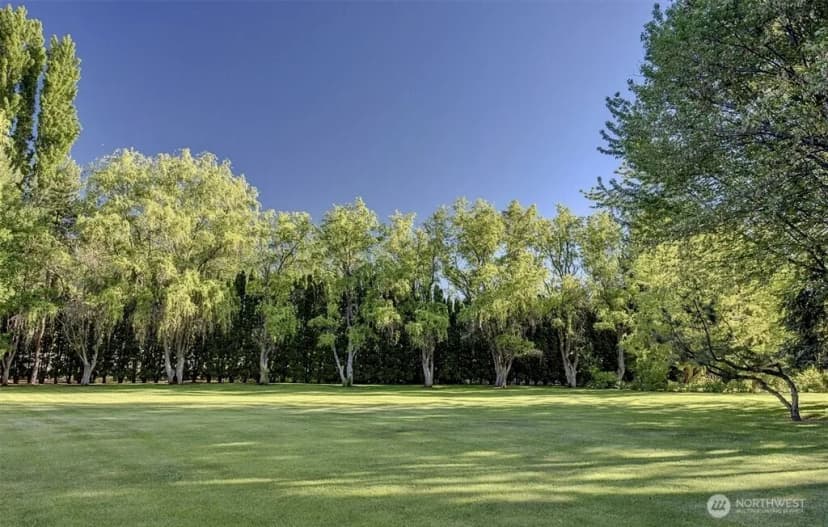 Property photo for 1646 Road 20 Nw, Soap Lake photo 24