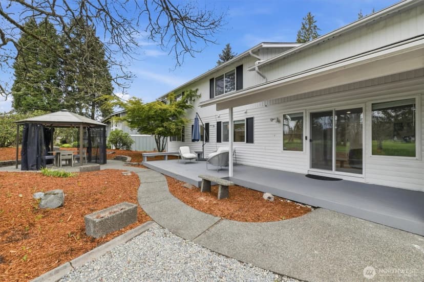 Property photo for 8410 Zircon Drive Sw, Lakewood photo 35