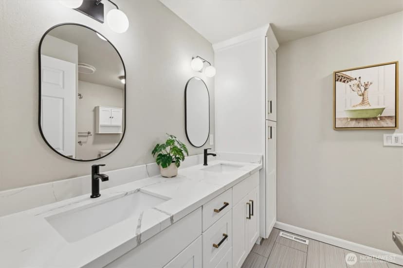 Property photo for 8410 Zircon Drive Sw, Lakewood photo 25