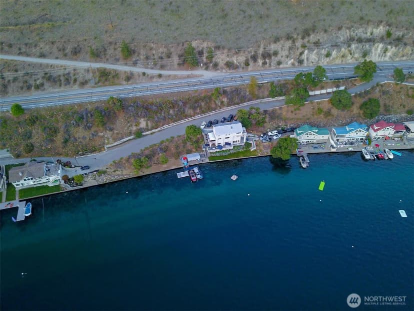 Property photo for 2650 S Lakeshore Road, Chelan