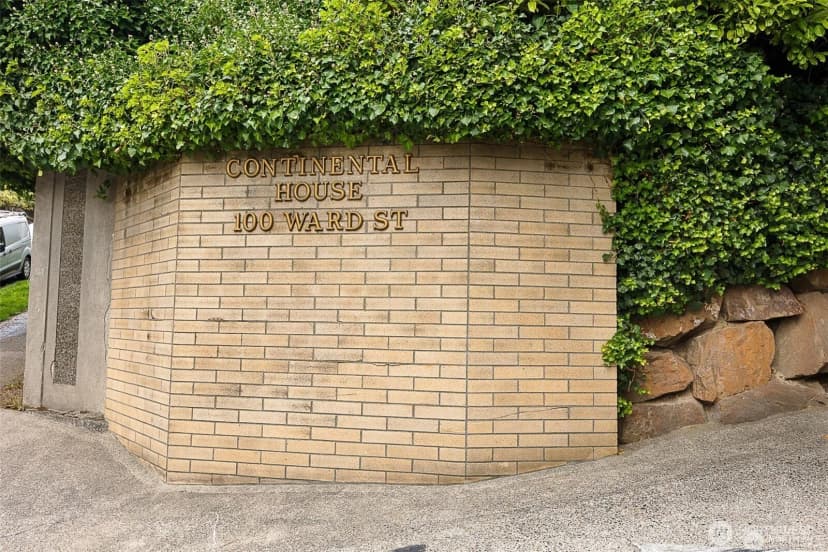 Property photo for 100 Ward Street #104, Seattle photo 39