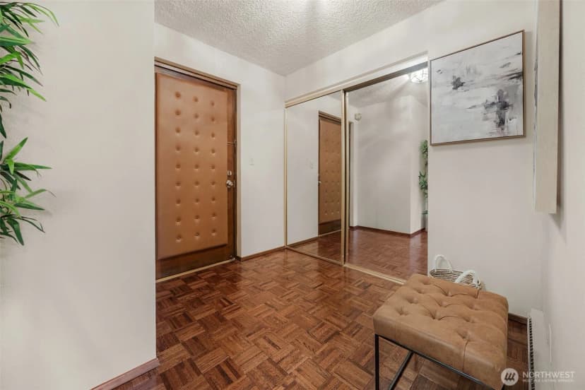 Property photo for 100 Ward Street #104, Seattle photo 6