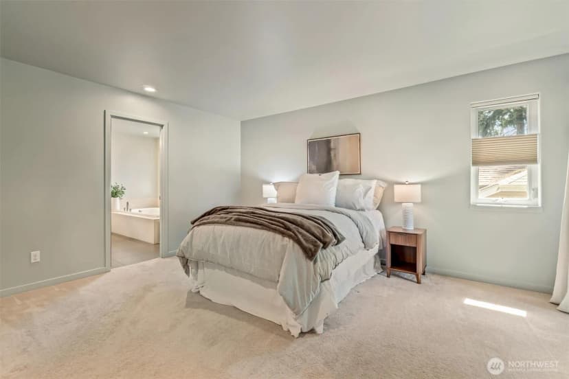 Property photo for 11339 40th Avenue Ne, Seattle photo 15