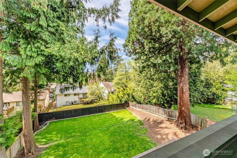 Property photo for 11339 40th Avenue Ne, Seattle photo 20