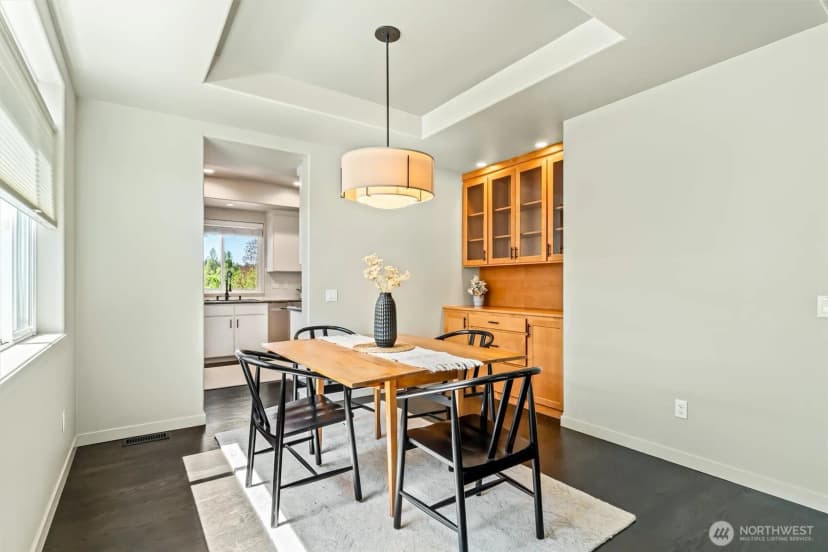 Property photo for 11339 40th Avenue Ne, Seattle photo 13