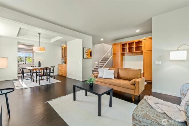 Property photo for 11339 40th Avenue Ne, Seattle photo 3