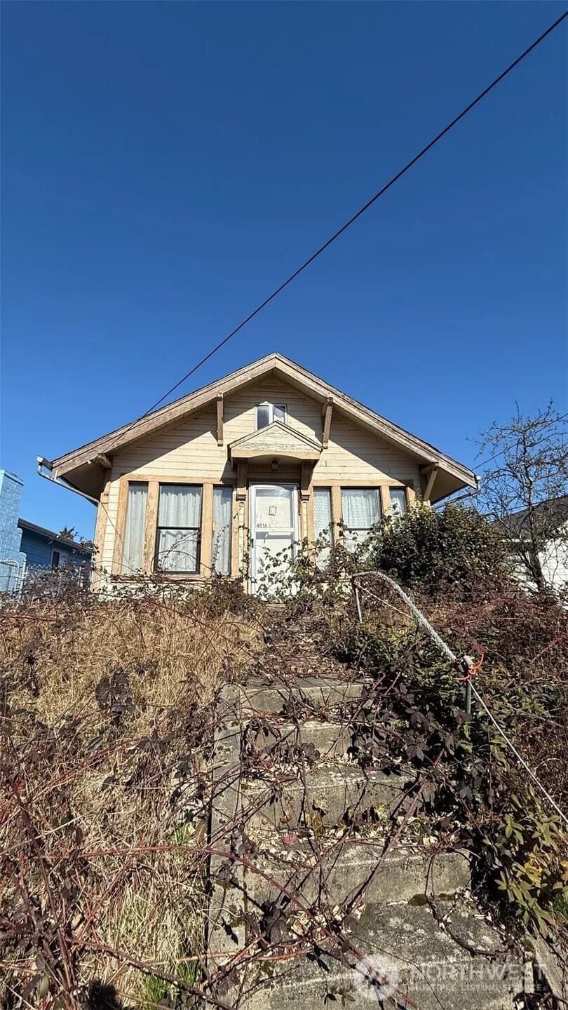 Property photo for 4816 S Chicago Street, Seattle photo 9