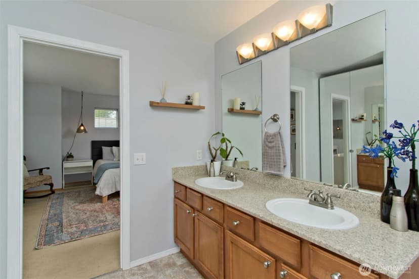 Property photo for 8926 Weiting Avenue Se, Snoqualmie photo 17