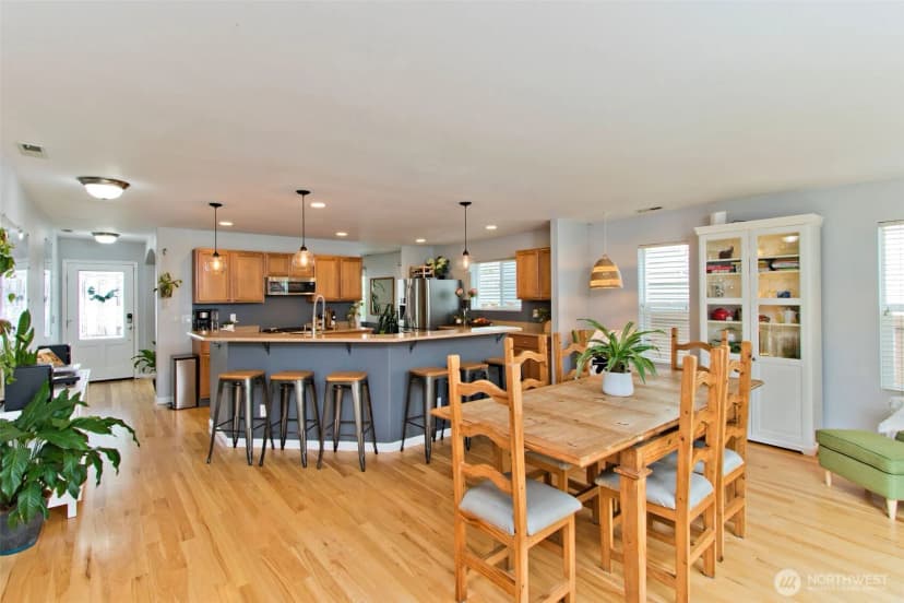 Property photo for 8926 Weiting Avenue Se, Snoqualmie photo 9