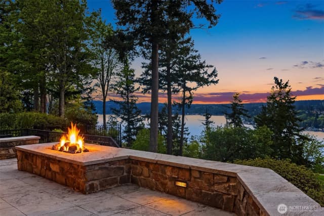 Property photo for 2457 204th Terrace Ne, Sammamish photo 2