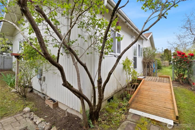 Property photo for 2431 Franklin Street, Bellingham photo 22