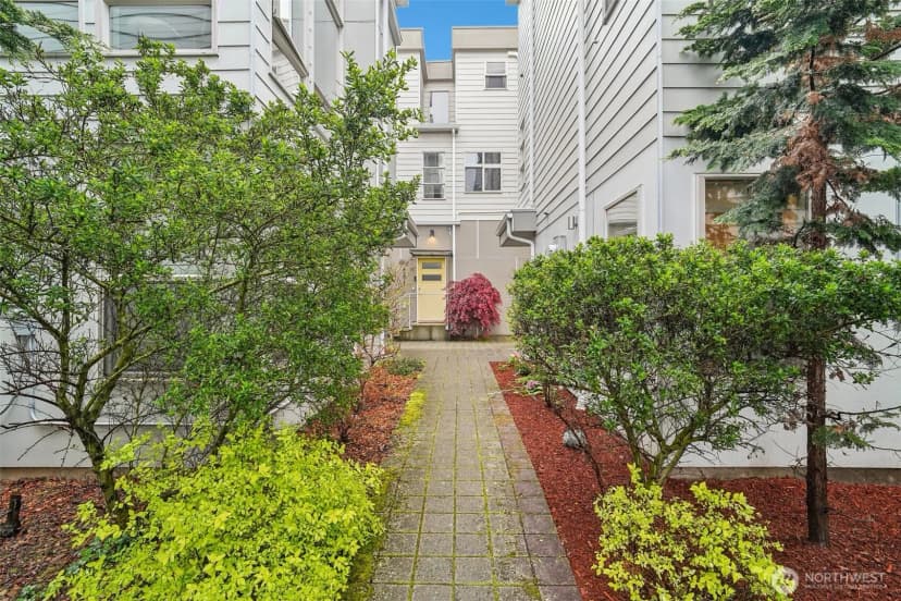 Property photo for 8297 5th Avenue Ne, Seattle photo 26