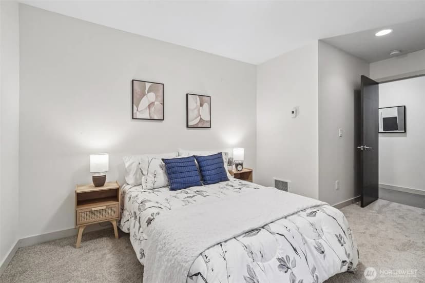 Property photo for 8297 5th Avenue Ne, Seattle photo 14