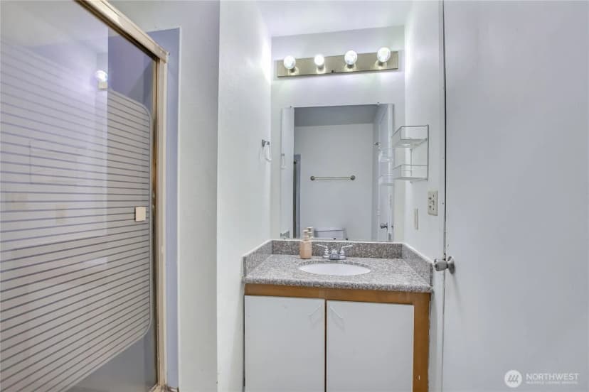 Property photo for 29645 18th Avenue S #c204, Federal Way photo 12