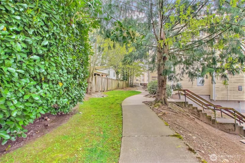 Property photo for 29645 18th Avenue S #c204, Federal Way photo 17