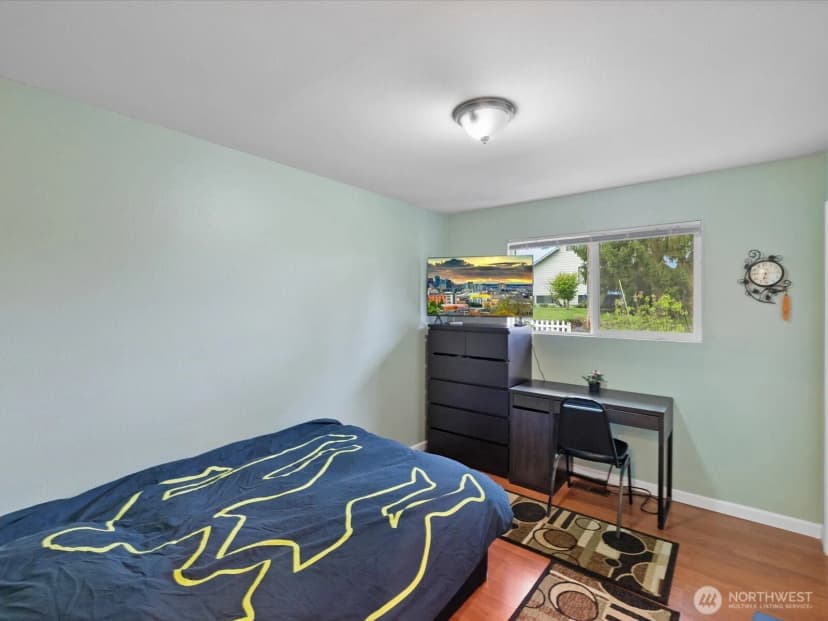 Property photo for 22427 82 Ave W, Edmonds photo 16