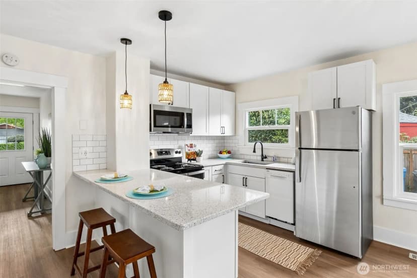 Property photo for 1008 Frederick Street Se, Olympia photo 4
