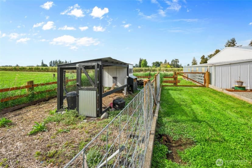 Property photo for 6515 Lawrence Road, Everson photo 28