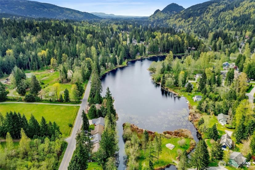 Property photo for 659 Cain Lake Road, Sedro Woolley photo 5