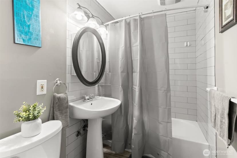 Property photo for 1001 19th Street Se, Auburn photo 18
