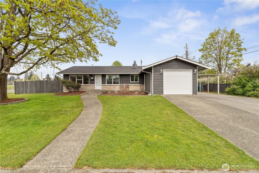 Property photo for 1001 19th Street Se, Auburn