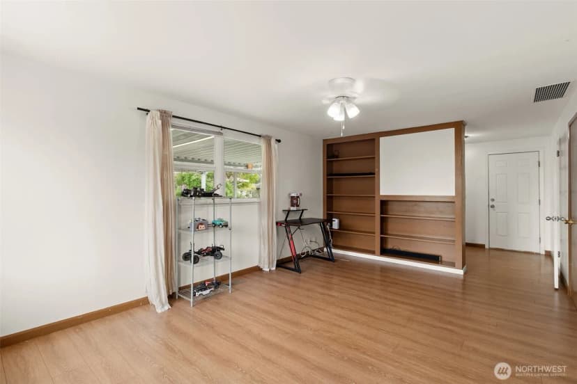 Property photo for 1001 19th Street Se, Auburn photo 16