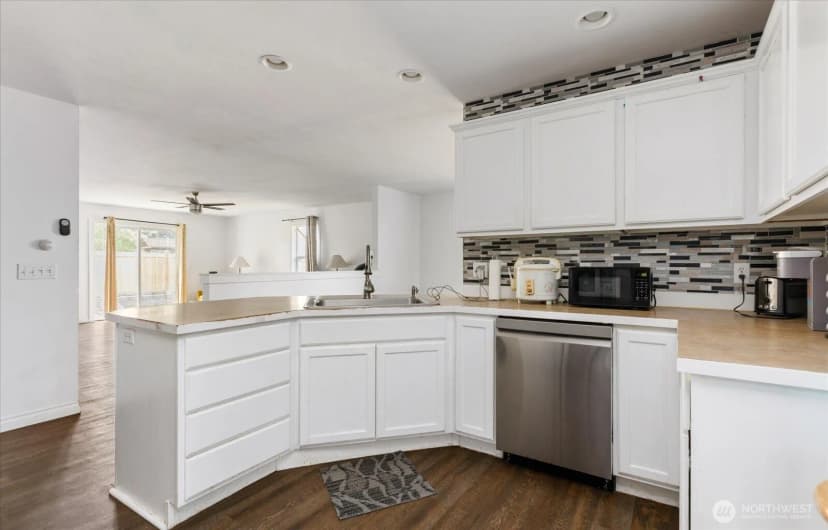 Property photo for 1853 Sw Olive St. #st., Oak Harbor photo 11