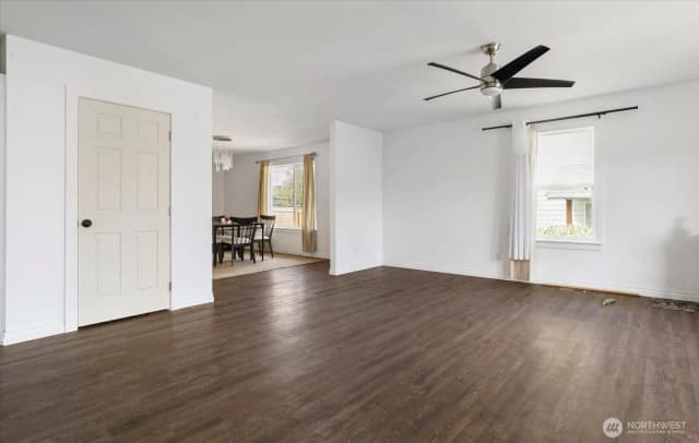 Property photo for 1853 Sw Olive St. #st., Oak Harbor photo 4