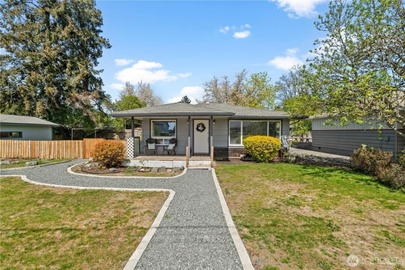 Property photo for 1209 Wheeler St S, Tacoma photo 2