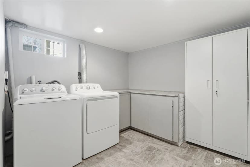 Property photo for 128 N Wehe Avenue, Pasco photo 16