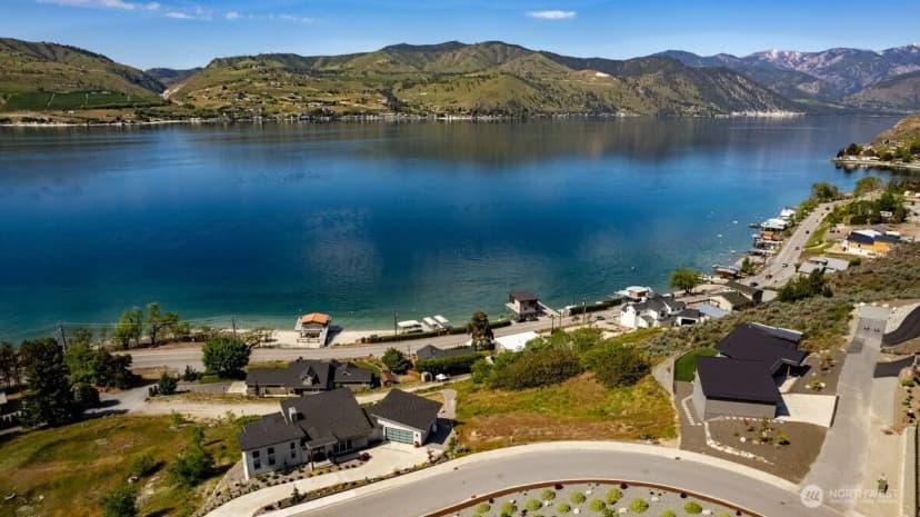 Property photo for 209 Apple Avenue, Chelan photo 3