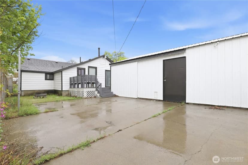 Property photo for 4807 N Howard Street, Spokane photo 29
