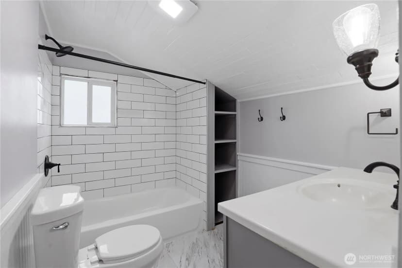 Property photo for 4807 N Howard Street, Spokane photo 18