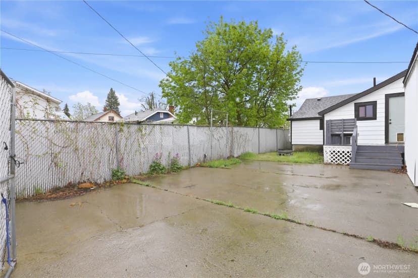 Property photo for 4807 N Howard Street, Spokane photo 28