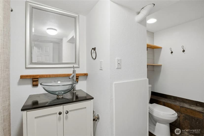 Property photo for 4807 N Howard Street, Spokane photo 22