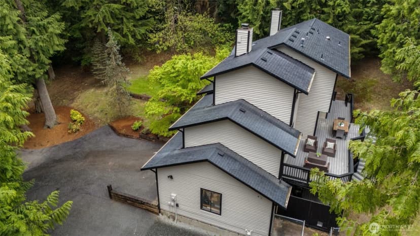 Property photo for 3036 E Ames Lake Drive Ne, Redmond photo 30