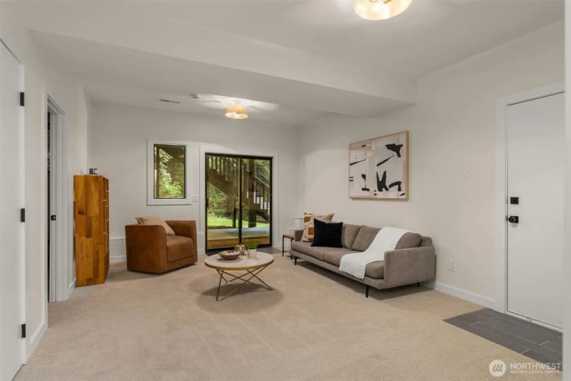 Property photo for 3036 E Ames Lake Drive Ne, Redmond photo 21