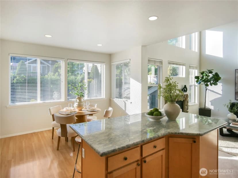Property photo for 1818 Beacon Court Ne, Tacoma photo 14