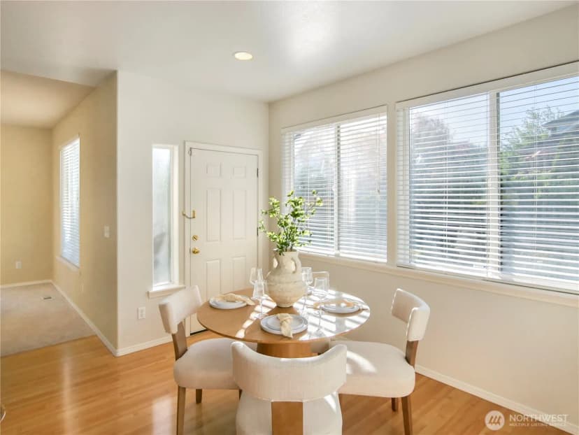 Property photo for 1818 Beacon Court Ne, Tacoma photo 16