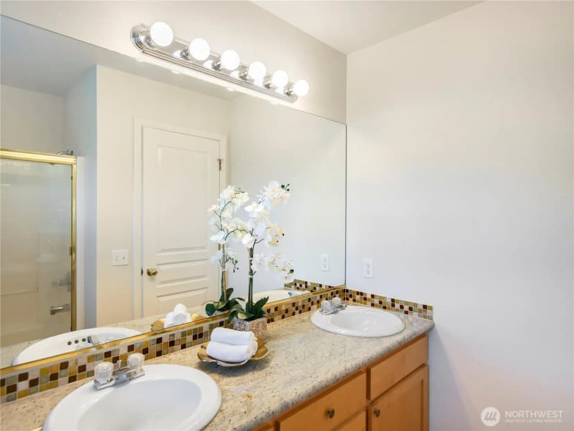Property photo for 1818 Beacon Court Ne, Tacoma photo 28