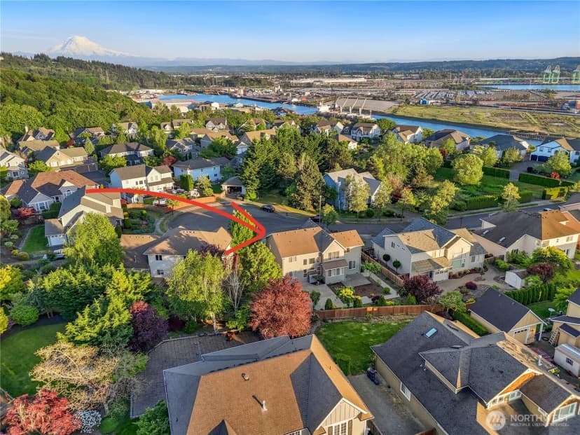 Property photo for 1818 Beacon Court Ne, Tacoma photo 33