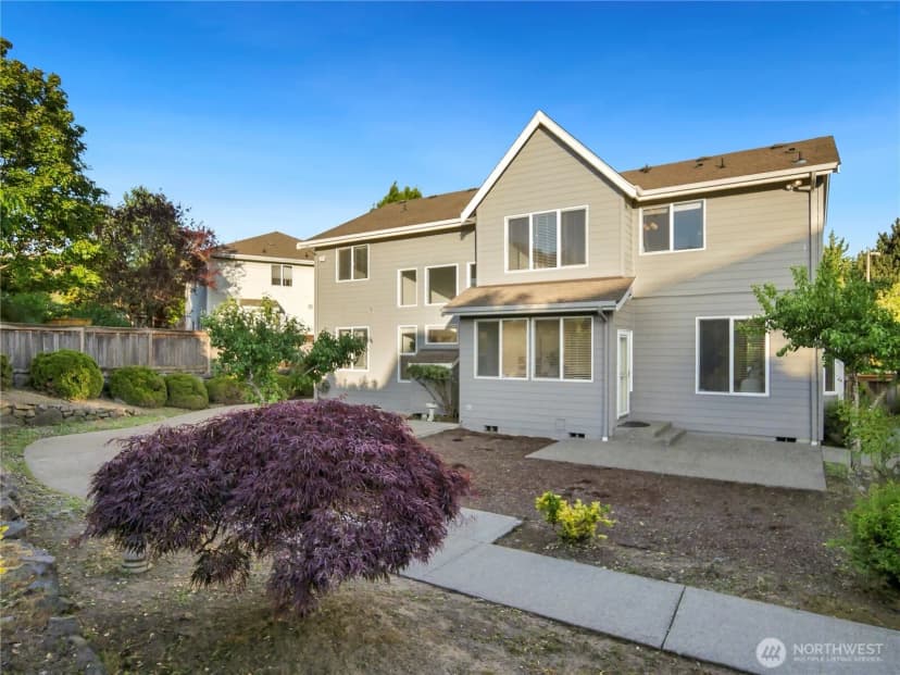 Property photo for 1818 Beacon Court Ne, Tacoma photo 31