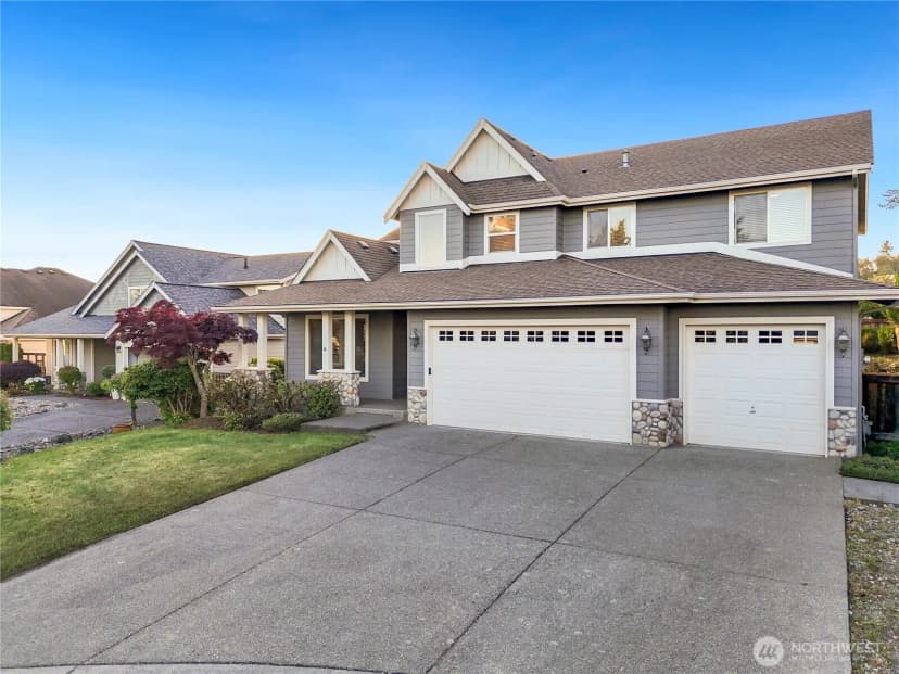 Property photo for 1818 Beacon Court Ne, Tacoma photo 2