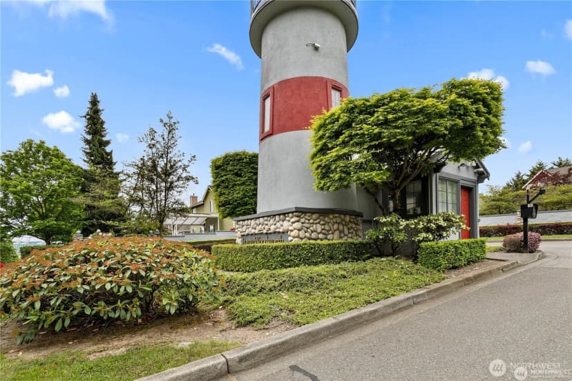Property photo for 1818 Beacon Court Ne, Tacoma photo 38