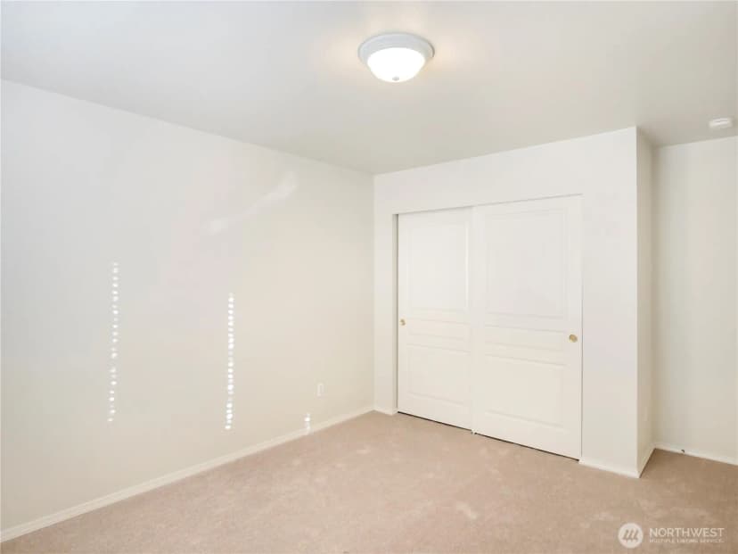 Property photo for 1818 Beacon Court Ne, Tacoma photo 27