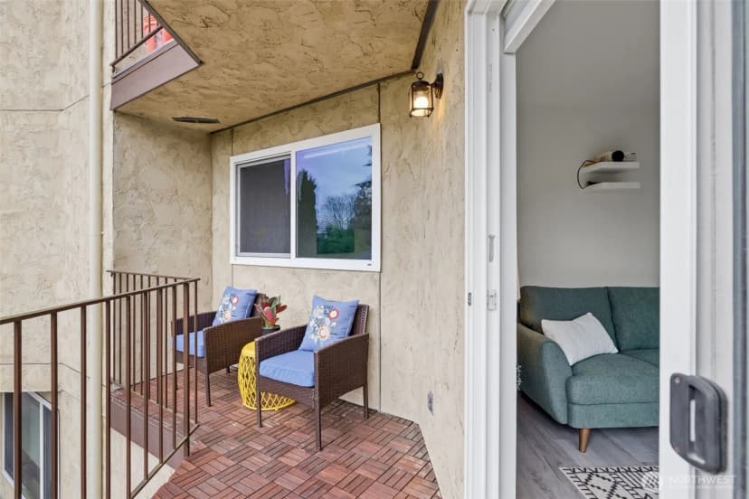 Property photo for 135 N 105th Street #103, Seattle photo 9