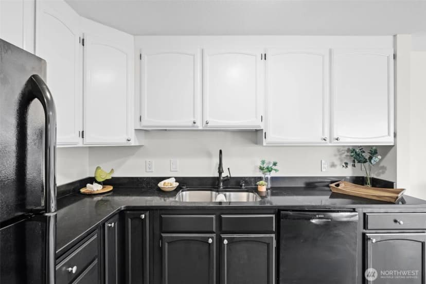 Property photo for 135 N 105th Street #103, Seattle photo 12